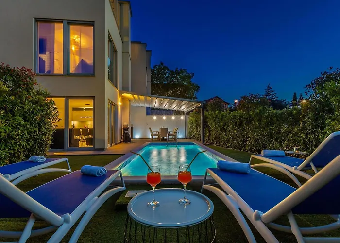 Antonela Mit Privatem Pool By Interhome