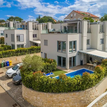 Ferienhaus Antonela Mit Privatem Pool By Interhome
