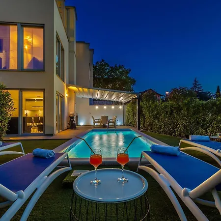 Antonela Mit Privatem Pool By Interhome