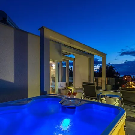 Antonela Mit Privatem Pool By Interhome Ferienhaus Malinska