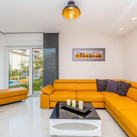 Vikendica Antonela Mit Privatem Pool By Interhome *