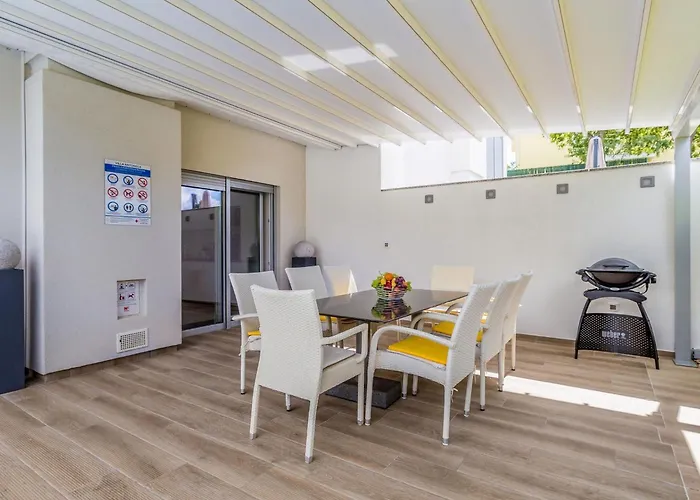 Antonela Mit Privatem Pool By Interhome Ferienhaus Malinska